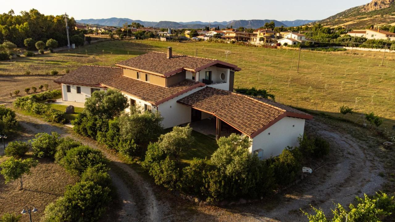 Villa Agriturismo Sa Scalitta Carbonia Exterior foto